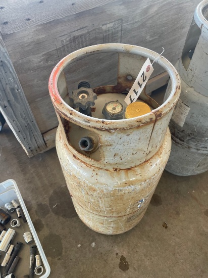 Forklift propane tank