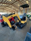 2024 Land Hero Model 12 Mini Excavator 13.5 HP Briggs & stratton Gas engine