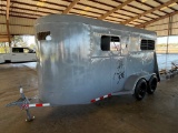16' 2 Horse Trailer with dress tack room completely redone, new wheels,tires,floor.paint,led lights