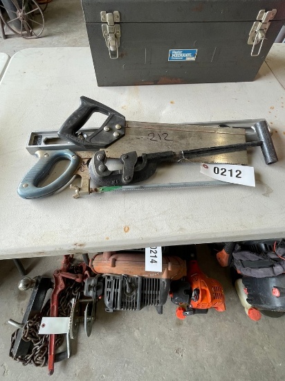 Saws,level,pipe cutter