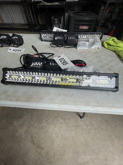 20" Straight LED Light Bar with 2-4" cubes