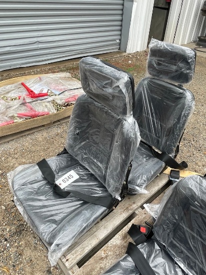 2 New seats with seat belts