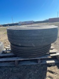 255/70R22S and wheel like new,1-12R225