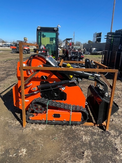 New 2024 EG36C 13.5hp gas powered mini skid