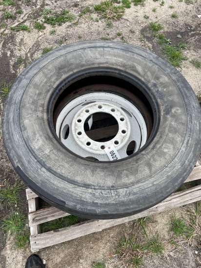 1-12R 22.5 16PR tire w/o 255/70 R 22.5 with rim