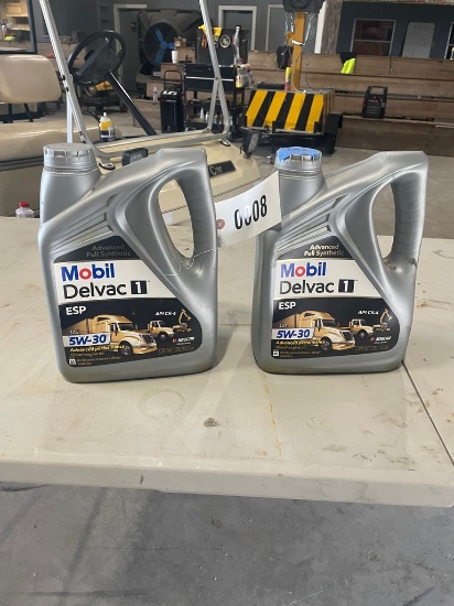 2 gallons mobile 5W-30