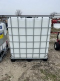 300 Gallon transfer tank
