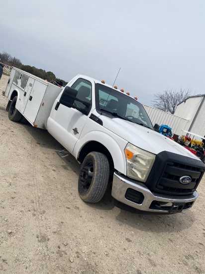2010 Ford F350 Super duty 6.7L Power stroke diesel 273K miles cold ac runs & drives clean title vin#