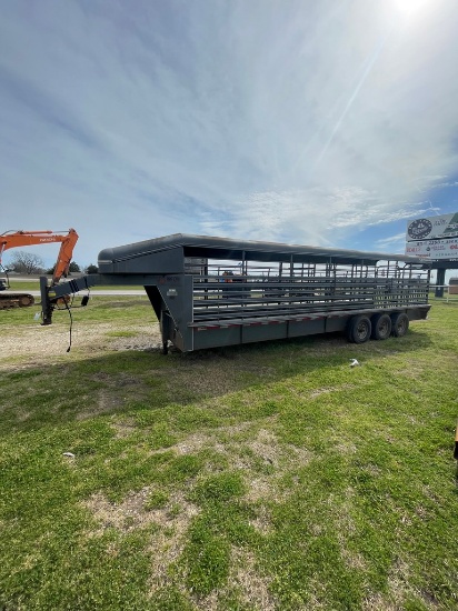 CM 28" Tri Axle stock trailer