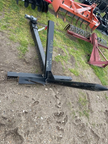 Bed Mount Hay Spear,Badland 2000 winch with Remote