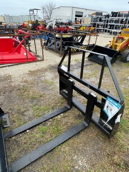 New Agt 48" Quick attach Pallet forks
