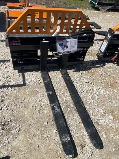 New Wolverine 48" Quick Attach Hydraulic Pallet forks