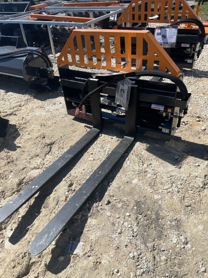 New Wolverine 48" Quick Attach Hydraulic Pallet forks