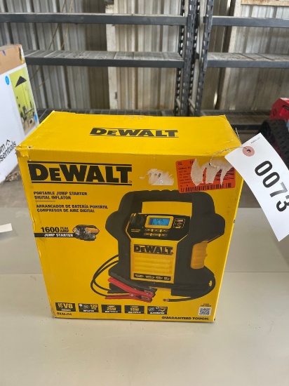Dewalt portable jump starter
