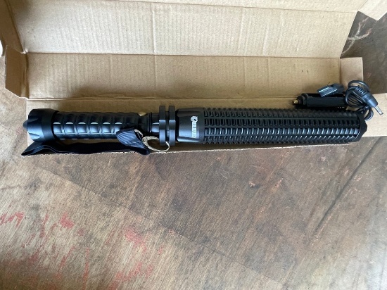 Rechargeable Flashlight,window breaker tool