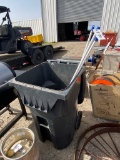 Large Trash Bin with 3 shop broom