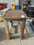 HD shop table on castors