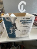 Texture spray gun and hopper