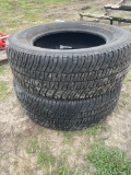 2 Michelin LT 275/65R20 tires