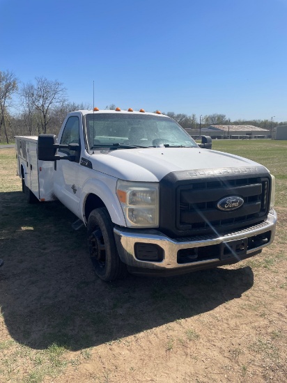 2011 F350 6.7 Powerstroke, Utility work bed runs & drives Clean title 273K miles vin#92271