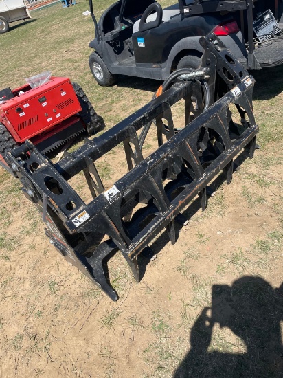 King Kutter 54" Quick attach Brush Grapple
