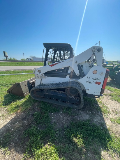 2019 Bobcat T650 2121hrs runs & drives has foot control
