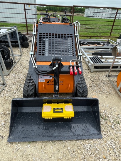 New Land Hero 23HP Mini Skid Track Loader 827Lb lift Capacity