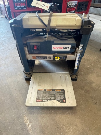 1 Ryobi Rapic set portable planer