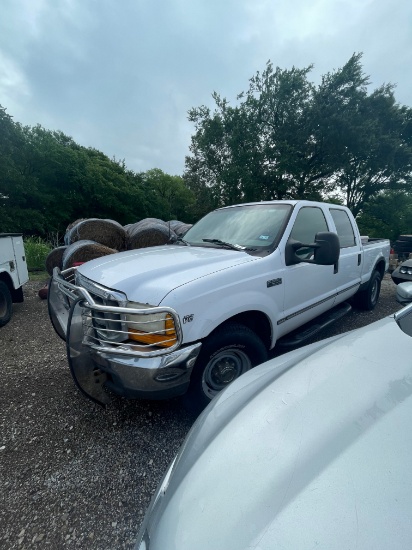 2000 Ford F250 5 Speed Triton V8Clean title A70484