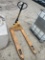 Pallet jack