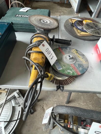 Dewalt 7 in. grinder with 2 extra wheels