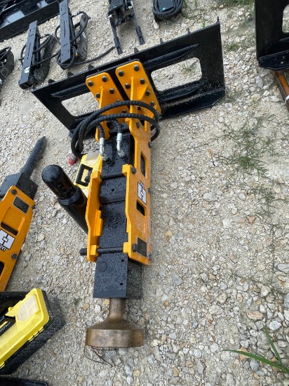 Giyi Skid Steer Post driver