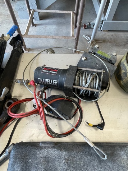 Travelers 2500 lb winch