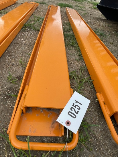 New Wolverine6'4' Pallet fork extentions