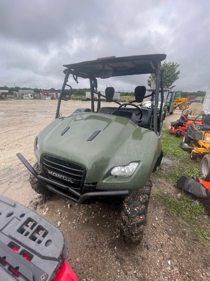 Honda Big Red 4x4 Side by side runs and drives great