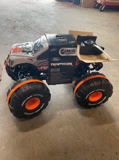 Raptar RC Car