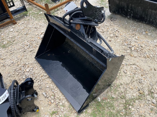 GIYI 34 inch hydraulic tilt bucket for excavator