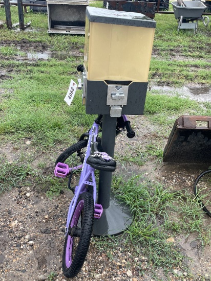 1 bike & candy machine
