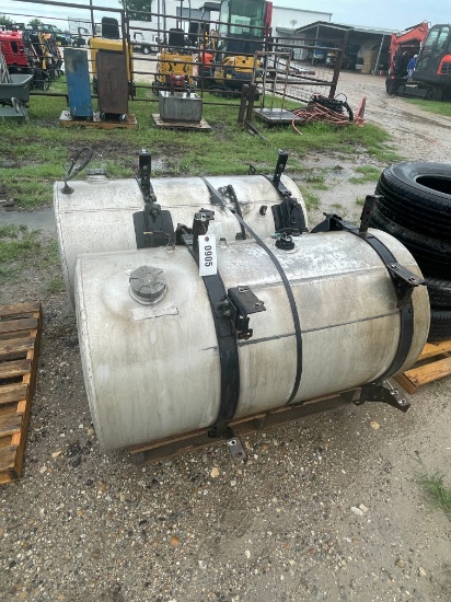 2-100 gallon diesel tanks