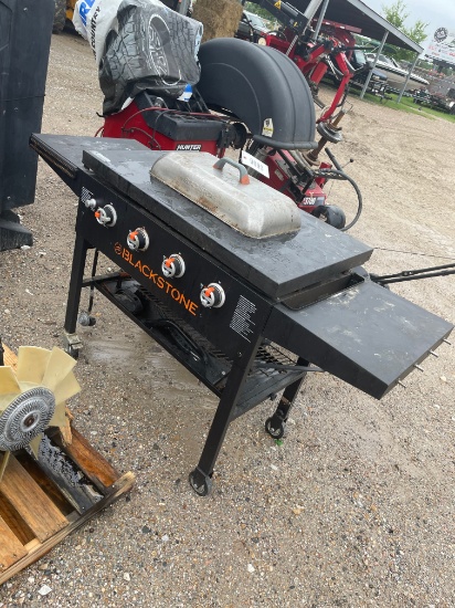 Blackstove grill with cover