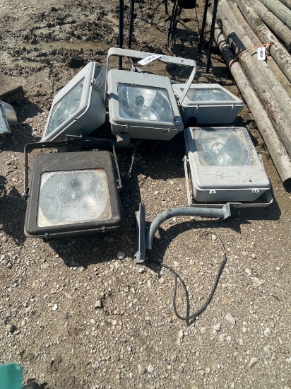 5-Outdoor flood lights
