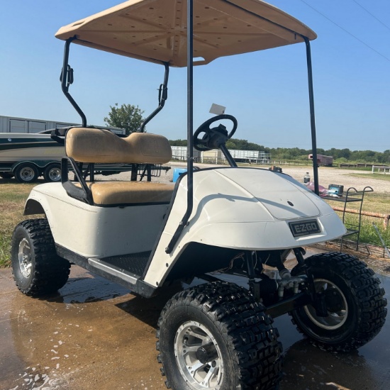 EZ-GO 36 Volt Golf Cart with charger works all the way