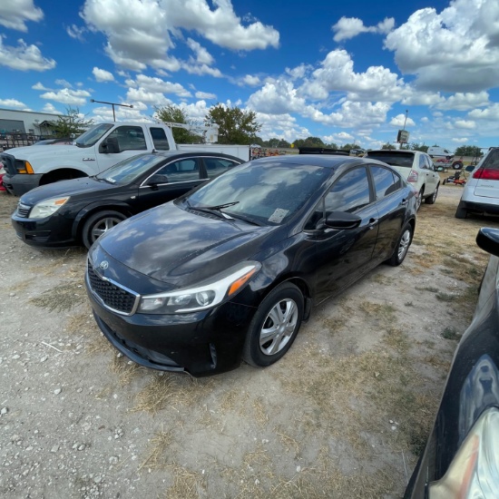 2017 Kia Forte Black 203,267 miles Vin#3KPFK4A76HED41534 runs and drives