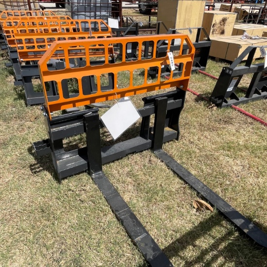 New Land Honor Quick Attach Hay Spear