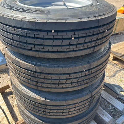 4-New 215/75/R17.5 Trailer wheels & tires