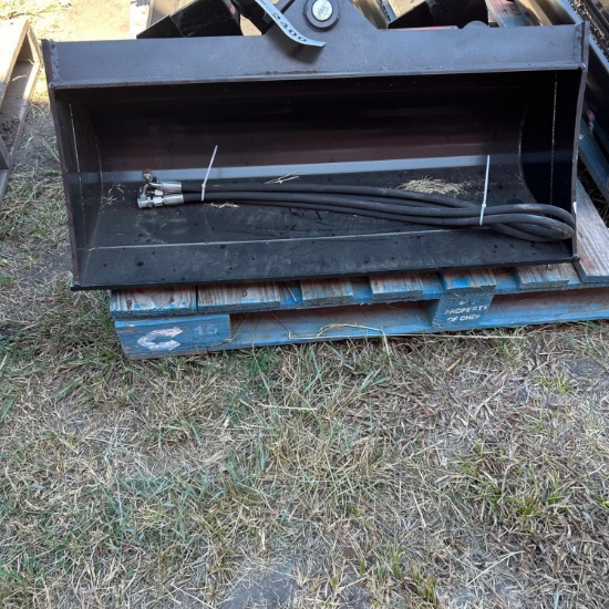 New 32" Tilting Excavator Bucket