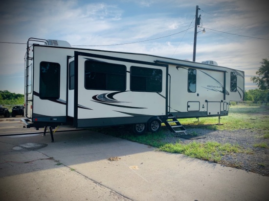 43' 2020 Heritage Glen Fifth Wheel. Like Brand New. Only stayed in a handful of times.