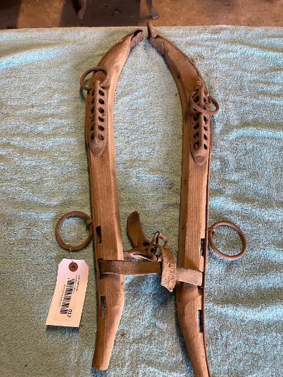 Antique Horse Collar Hanes