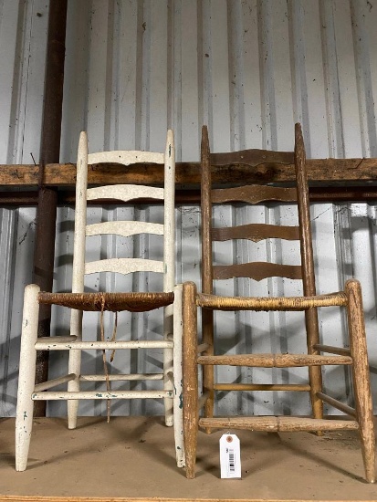 Lot of 2 Vintage Wooden Chairs