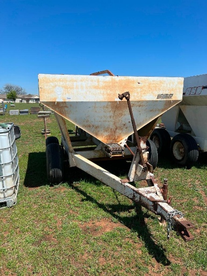 Willmar 500 Fertilizer Cart